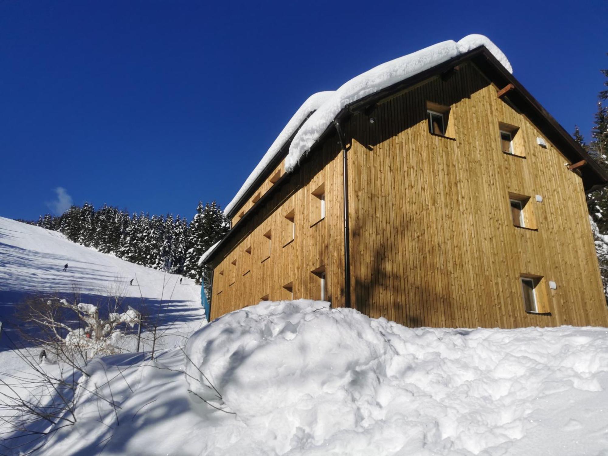 Apartments Rogla Jurgovo - Ski In Ski Out Lukanja Exterior foto